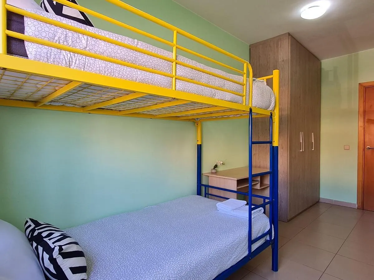 Comfortable Apartment With A Swimming Pool, 250M To The Sea. Lloret de Mar Spain